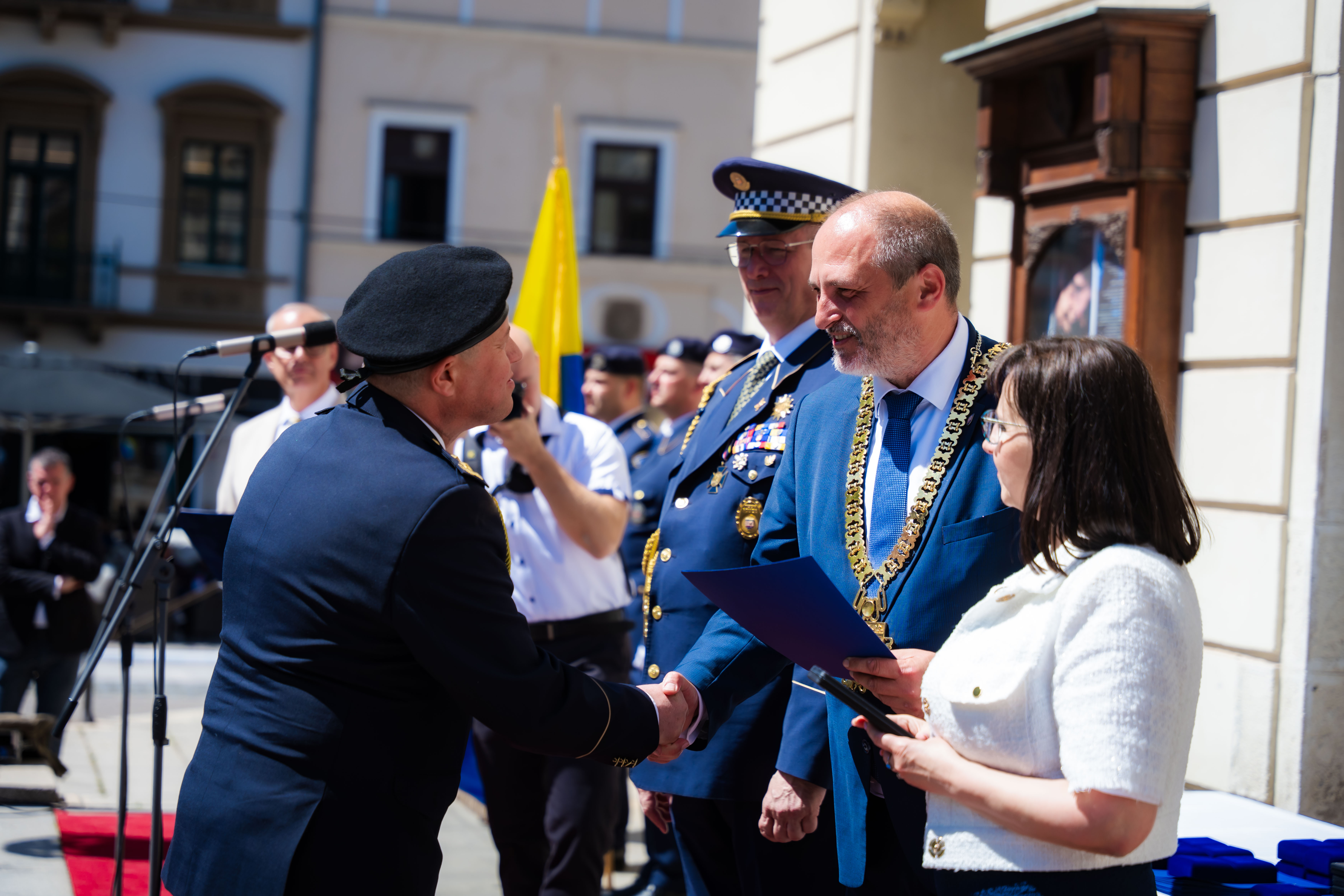Slavnostne ocenovanie prislusnikov Mestskej policie mesta Kosice -1-49